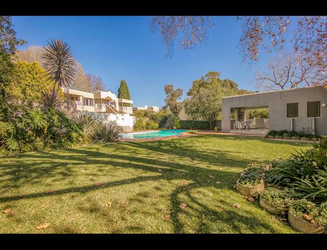 2 BEDROOM APARTMENT FOR SALE IN CRAIGHALL PARK